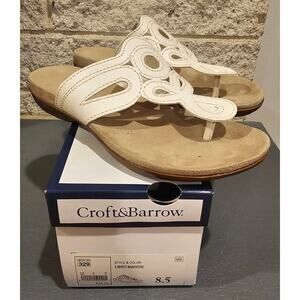 CROFT & BARROW Rita White Slide On Thong Sandals Size 8.5. New with box